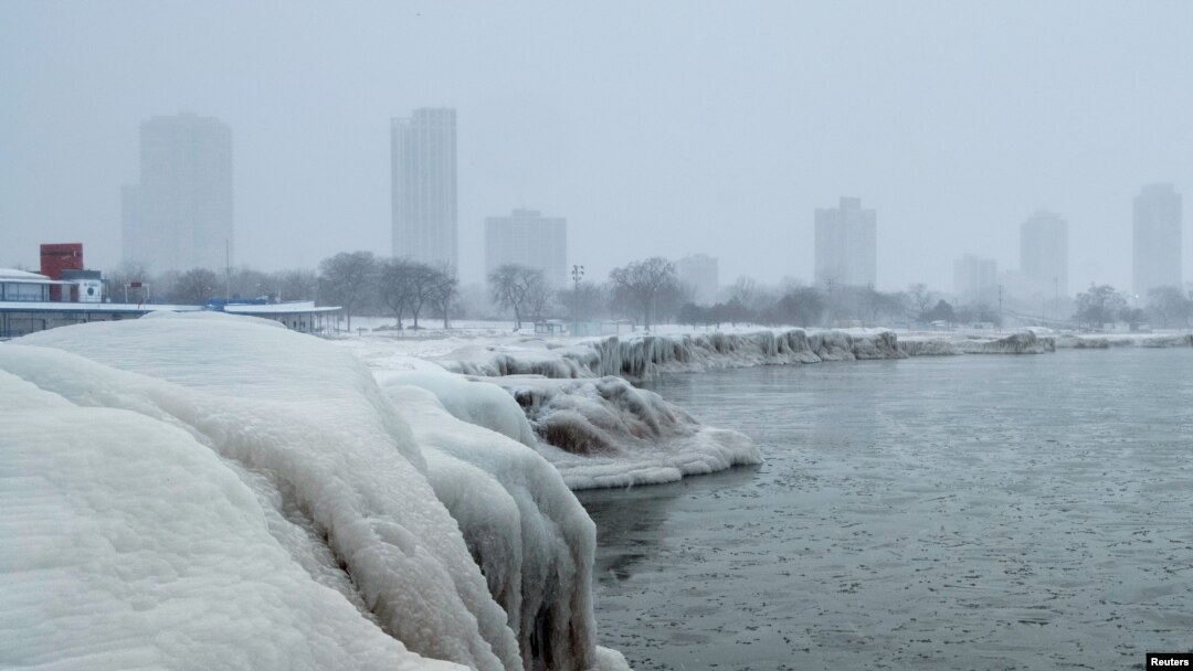 Ikiyaga Michigan, cacitse ibarafu ukwezi kwa mbere, itariki 29, 2019. 