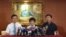 台灣國民黨準總統參選人洪秀柱（中）在記者會上（美國之音楊明拍攝）