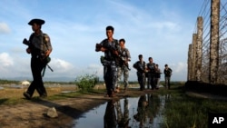 မြန်မာလုံခြုံရေးတပ်ဖွဲ့ဝင်များ (ရခိုင်ပြည်နယ် မောင်တောဒေသ)