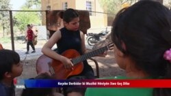 Li Kobanîyê Keçeke Derbider bi Muzîkê Hêvîyên Xwe Geş Dike