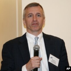 前美国东亚副助理国务卿柯庆生