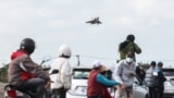 一架台灣幻影2000戰機準備降落在新竹一個空軍基地。 （2024年12月10日）