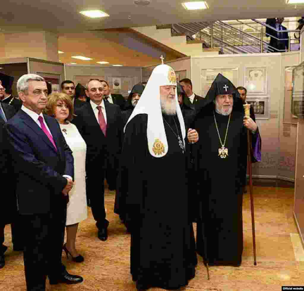 Մոսկվայում սեպտեմբերի 17-ին անցկացվել է Հայոց առաջնորդանիստ Սուրբ Պայծառակերպության եկեղեցու օծման և եկեղեցական համալիրի բացման արարողությունը