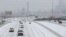 Una autopista llena de nieve en Dallas, Texas, el 31 de enero de 2023.