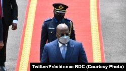 Président Félix Tshisekedi na bokomi bwa ye ba bokutani na bakambi ba bituka na Palais de la nation, Kinshasa, 28 décembre 2020. (Twitter/Présidence RDC)