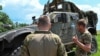 Украинские военные у бронемашины Oshkosh американского производства.