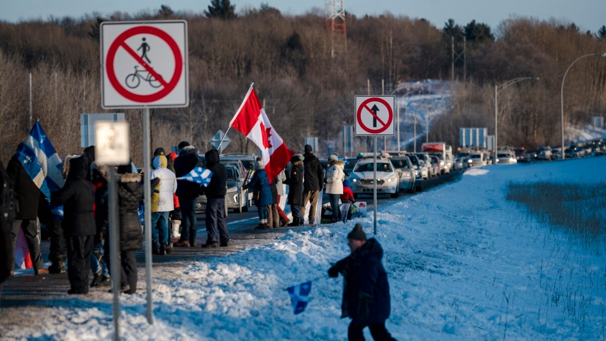 Canada Truckers Head For Ottawa To Protest Vaccine Mandate 1612