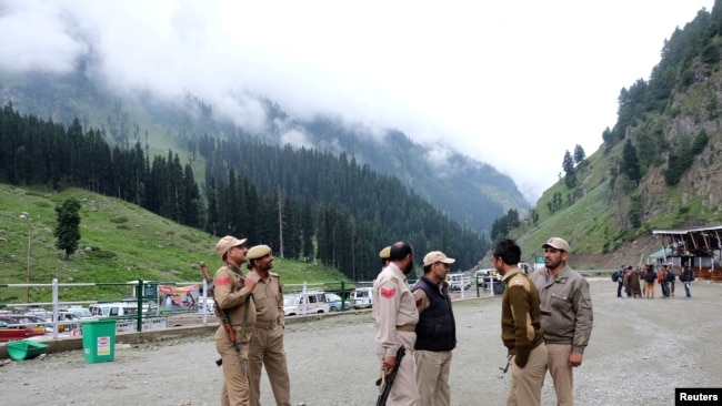 کشمیر کی کہانی، تصویروں کی زبانی