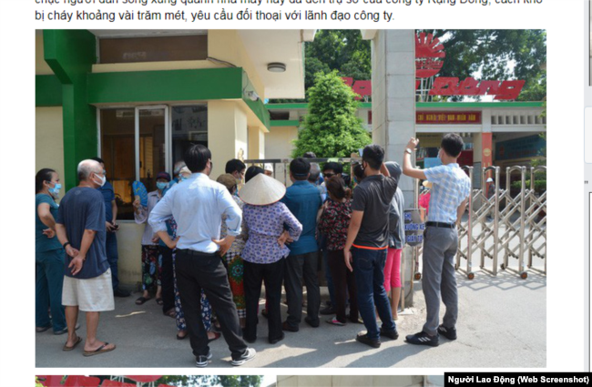 Người dân kéo đến trụ sở công ty Rạng Đông đòi "đối thoại" vào ngày 6/9/2019.