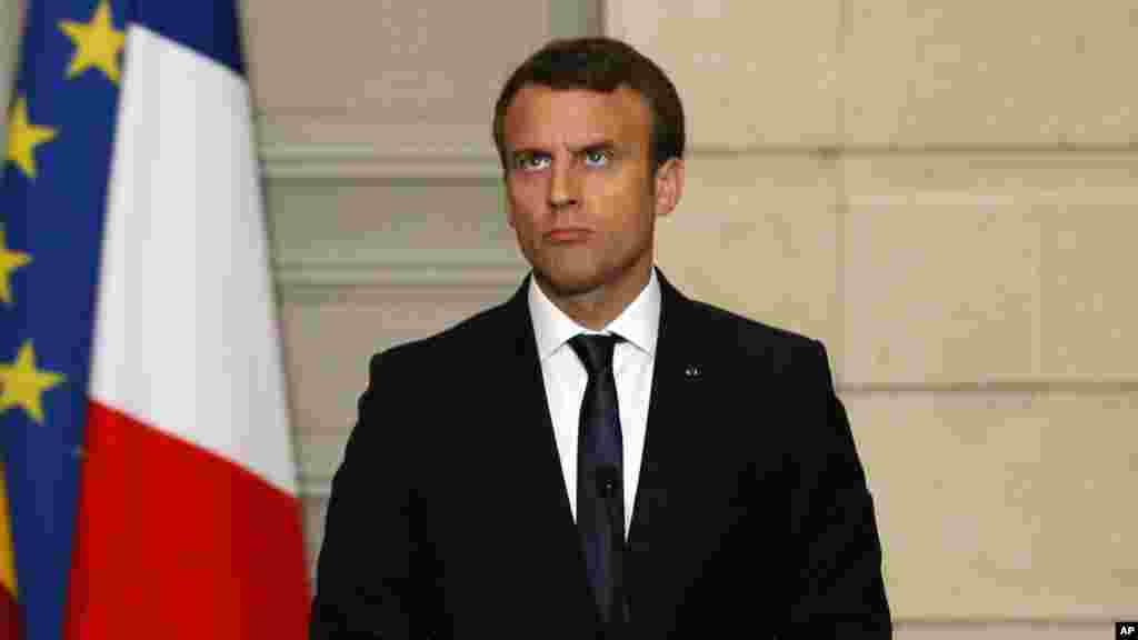 Le président français Emmanuel Macron lors de la conférence de presse avec le président sénégalais Macky Sall au palais de l&#39;Élysée à Paris, en France, le 12 juin 2017.