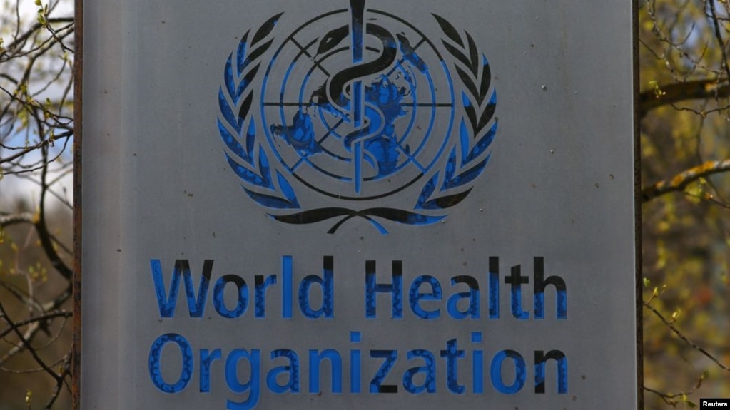 资料照片：位于瑞士日内瓦的世界卫生组织（WHO）总部大楼外的标识。(photo:VOA)