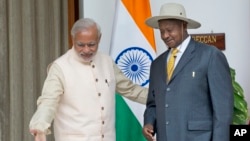 印度本月26日至29日舉辦第三屆“非洲峰會”。圖為印度總理莫迪與烏干大總統。