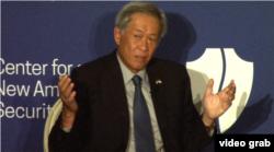 新加坡国防部长黄永宏在华盛顿智库新美国安全中心讲话。（2015年12月9日）
