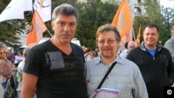 Alexey Stroganov Alexey Stroganov, a prominent member of Solidarity, a Russian opposition party, with Boris Nemtsov