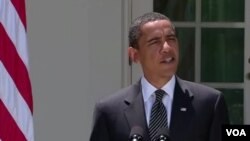 El presidente Obama hablando en el patio de la Casa Blanca luego de reunirse con la Canciller de Alemania el Despacho Oval.