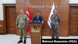 Diyarbakir Valisi Hasan Basri Güzeloğlu