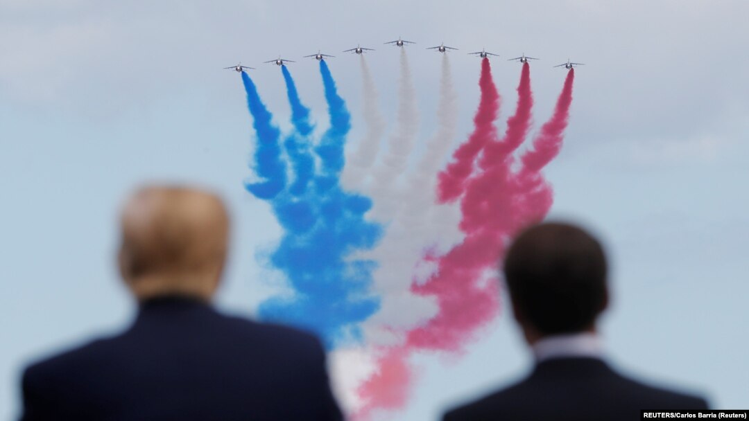 Ông Trump và người đồng nhiệm Pháp Macron tham gia lễ tưởng niệm 75 năm ngày đổ bộ của quân đồng minh lên bờ biển Normandy