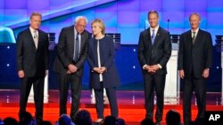 Kandidati za predsedničku nominaciju Demokratske stranke tokom debate u Las Vegasu