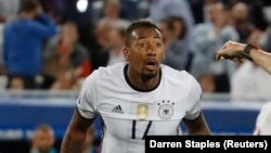 Jérôme Boateng lors d'un match de l'Euro 2016 entre l'Allemagne et l'Italie, France le 2 juillet 2016