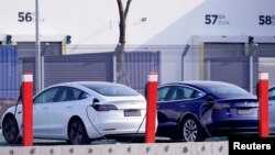 在中國的特斯拉上海廠裡生產的特斯拉Model 3 電動汽車。 （2019年12月2日）