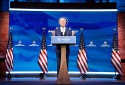 조 바이든 미국 대통령 당선자가 델라웨어 윌밍턴 대통력직 인수위 본부에서 6일 도널드 트럼프 대통령 지지자들이 연방 의사당에 난입한 사태에 관련한 기자회견을 열었다.