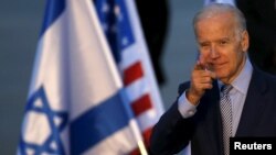 Llegada del vicepresidente estadounidense, Joe Biden, a Tel Aviv.