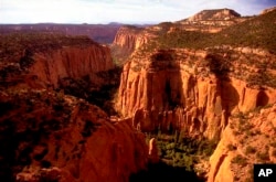 Photos of files without dates show the upper gulch section of the Escalante Canyon within the magnificent staircase of Utah - Escalante National Monument.