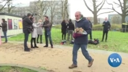 Les habitants rendent hommage aux victimes d'Utrecht