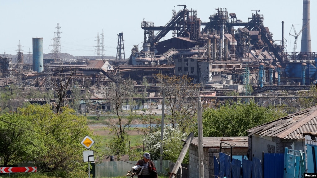 马里乌波尔市受损的亚速钢铁厂（2022年5月12日）(photo:VOA)