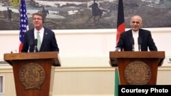 U.S. Secretary of Defense Ash Carter with Afghan President Ghani, July 12, 2016