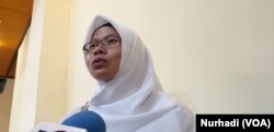 Muriani Elemda Isharyani, warga Samarinda dan dosen di Universitas Mulawarman, Kaltim. (Foto: VOA/Nurhadi)