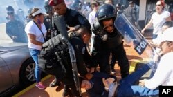 Un número cada vez mayor de víctimas de violaciones de derechos humanos ha decidido no presentar denuncia ante las autoridades nicaragüenses por temor a las represalias, según el más reciente informe de Amnistía Internacional. 