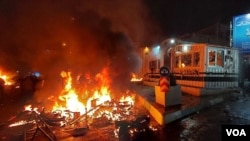 대규모 시위 13일째인 9일 이란. 