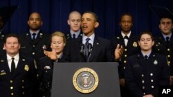 Барак Обама во время выступления в Белом Доме. Вашингтон, округ Колумбия. 19 февраля
