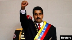 Nicolás Maduro fue juramentado como presidente de Venezuela en una Asamblea Nacional en donde no se presentó la oposición.