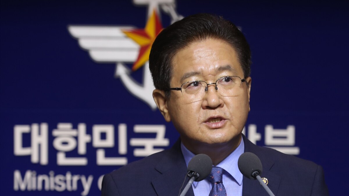 South Korea Calls For Talks With North To Reduce Tensions 