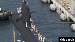 一艘日本海上自衛隊的蒼龍級潛艇，抵達澳大利亞悉尼港。（視頻截圖）
