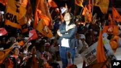 La candidata presidencial peruana Keiko Fujimori cerró su campaña con un acto en Villa el Salvador, en Lima, Perú, el jueves, 2 de junio de 2016.