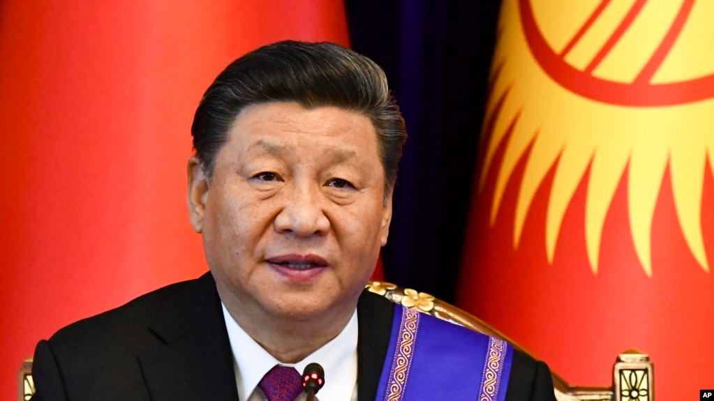 中国国家主席习近平2019年1月13日在吉尔吉斯斯坦 比什凯克和吉尔吉斯斯坦总统索隆拜·热恩别科夫举行记者会。(photo:VOA)