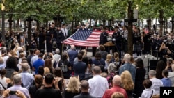 مراسم یادبود قربانیان حملات تروریستی ۱۱ سپتامبر ۲۰۰۱ به خاک آمریکا.
