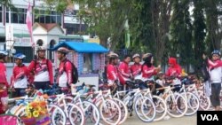 Partisipan Komunitas Sepeda Sehat Pidie Jaya terbesar pertama sebagian besar diikuti kalangan muda (Foto: dok).