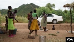 Data show about 70 percent of Malawans live below the poverty line. The UN wants to target primarily them in its COVID-19 mitigation efforts. (Lameck Masina/VOA)