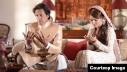 Pakistani politician and former cricket superstar Imran weds KhanReham Khan, a former BBC weather reporter, at his home in Islamabad, Jan. 8, 2015. (Courtesy Photo: Pakistan Tehreek-e-Insaf)