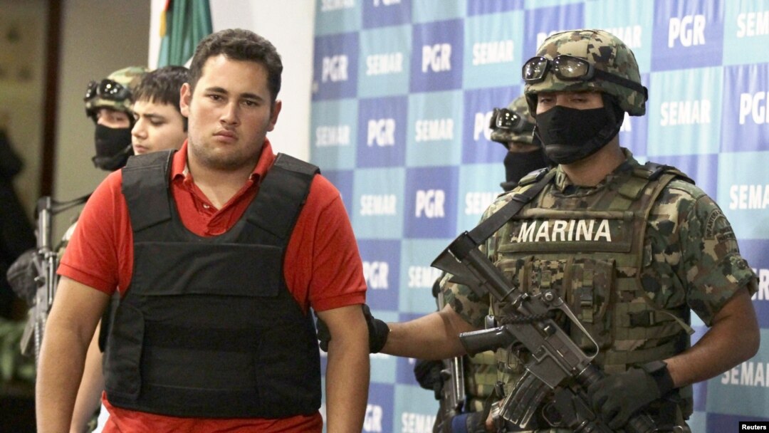Autoridades presumen que Guzmán Salazar, es el encargado de manejar los bienes y negocios de su padre "El Chapo" Guzmán, considerado el capo más poderoso del mundo.