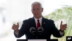 El vicepresidente de EE.UU., Mike Pence, hablando desde Panamá, condenó el ataque terrorista en Barcelona, España, el jueves, 17 de agosto de 2017.