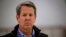 El gobernador Brian Kemp afirma que Georgia tiene que salir de la parálisis económica provocada por las medidas para detener la expansión del coronavirus.
