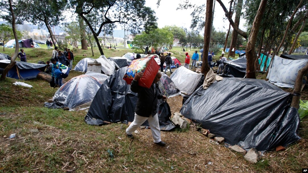 Kamp za migrante iz Venecuele blizu glavnog autobuskog terminala u Bogoti u Kolumbiji. 