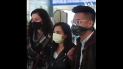 被取消记者证的美国记者离开中国