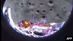 直觉机器公司于2024年2月26日提供的这张照片显示了“奥德修斯”月球着陆器在接近着陆点时发生倾斜。