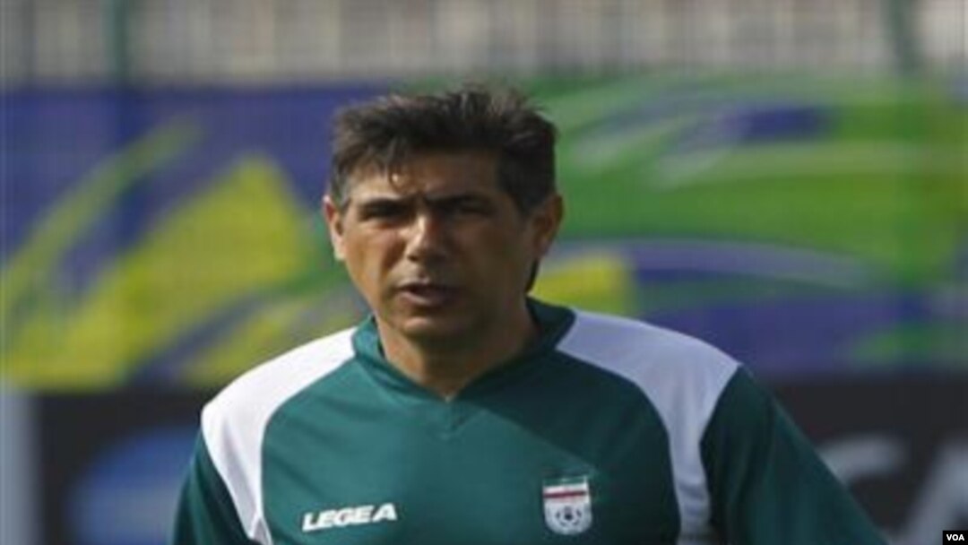 Pelatih timnas Iran Afshin Ghotbi mempersiapkan tim asuhannya untuk menghadapi Irak dalam partai pembukaan Grup D Piala Asia.